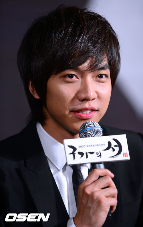 이승기(가수/탤런트)
국민남동생 이승기가 tvN ‘배낭여행 프로젝트 2탄’ ‘여배우 특집(가제)’ 출연을 확정지었다. 전국민의 공감을 불러일으키며 절찬리에 방영중인 tvN ‘배낭여행 프로젝트 1탄’ ‘꽃보다 할배’에 이은 새 여행 프로젝트에 합류하게 된 것.
