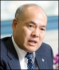 표재석(기업인/황룡건설대표이사)
대한전문건설협회(KOSCA) 신임 회장으로 표재석(황룡건설 대표) 현 회장이 재선출됐다. 3일 대한전문건설협회는 서울 동작구 대방동 전문건설회관에서 제10대 중앙회장선거를 치러 표재석 회장이 신임 회장으로 선출됐다고 밝혔다.