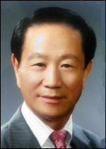 김일윤(전국회의원/전대학총장)
세계수도문화연구회(이사장 김일윤ㆍ사진)는 5일부터 7일까지 터키 이스탄불의 바로셀로 에레신 톱카피 호텔에서 ‘동서 고대 수도문화의 만남 및 융합적 발전’이란 주제로 ‘이스탄불ㆍ경주 세계문화엑스포2013’기념 국제 심포지엄을 개최한다.