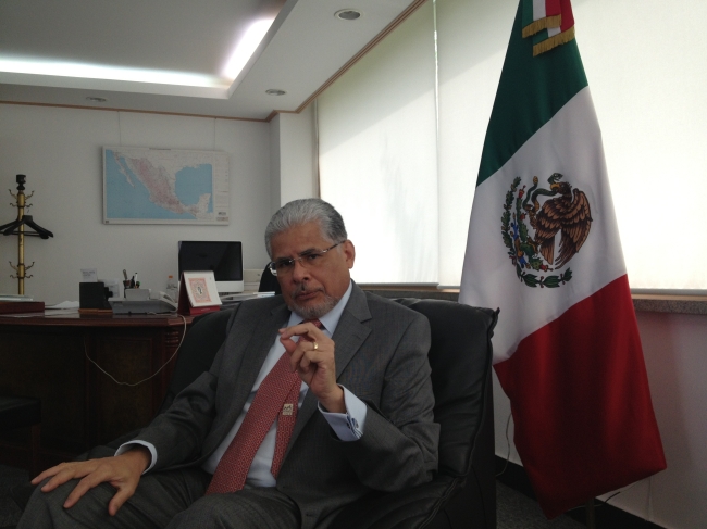Mexican Ambassador to South Korea Jose Luis Bernal gestures during an interview with The Korea Herald at his office in Hannam-dong, Seoul, Monday. (Philip Iglauer/The Korea Herald)