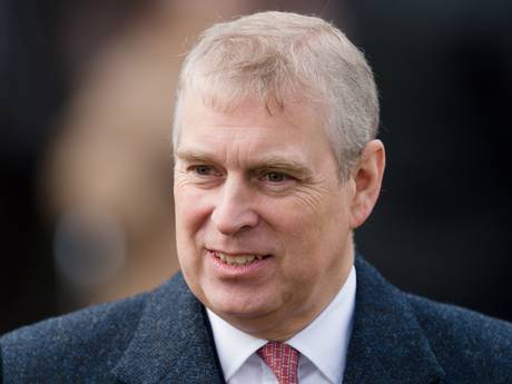 앤드류윈저(AndrewWindsor/왕가)
LONDON (AFP) ― Britain’s Prince Andrew said Sunday he had received an apology from police after jittery royal protection officers challenged him in the gardens of Buckingham Palace as they stepped up security following a break-in.