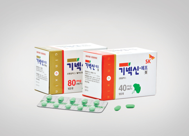 2011년 통계청 조사에 따르면 60대 이상 노인층의 3대 사망원인으로 암, 뇌혈관질환, 심장 질환이 꼽혔다. ‘혈액순환 관련 질환’이 노년층 건강관리의 주요 화두가 된 것. 이런 상황에서 SK케미칼이 순수 은행잎 추출물로 만든 혈액순환 개선제 ‘기넥신F’는 부모님 건강을 위한 최고의 선물이 될 것으로 보인다.