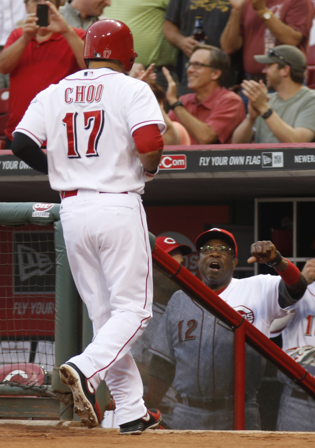 추신수(야구선수/신시내티레즈외야수)
As the end of Major League Baseball’s 2013 season draws near, speculations are flying over where Cincinnati Reds’ Choo Shin-soo may end up. The top pursuer seems to be the Mets, according to Andy Martino of the New York Daily News.