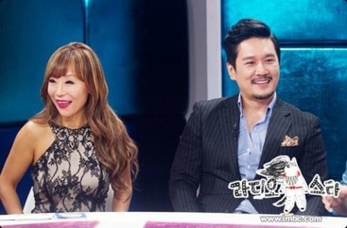 조수미(성악가),JK김동욱(김동욱/가수/뮤지컬배우)
성악가 조수미와 가수 JK김동욱이 ‘라디오스타‘에서 핑크빛 기류를 형성했다.