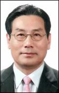 허엽(공기업인/한국전력공사본부장)
남동발전은 12일 임시주주총회를 갖고 허엽 전 한전건설본부장을 제5대 사장으로 선임했다. 신임 허 사장은 오는 16일 공식 취임한다.