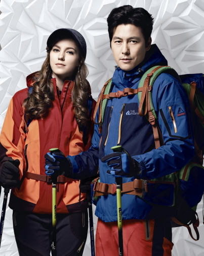 정우성(영화배우/탤런트)
Outdoor clothing franchise The Red Face on Thursday started a 30 percent discount event on all its products ahead of the upcoming Chuseok holiday next week until Sept. 29, the company said.