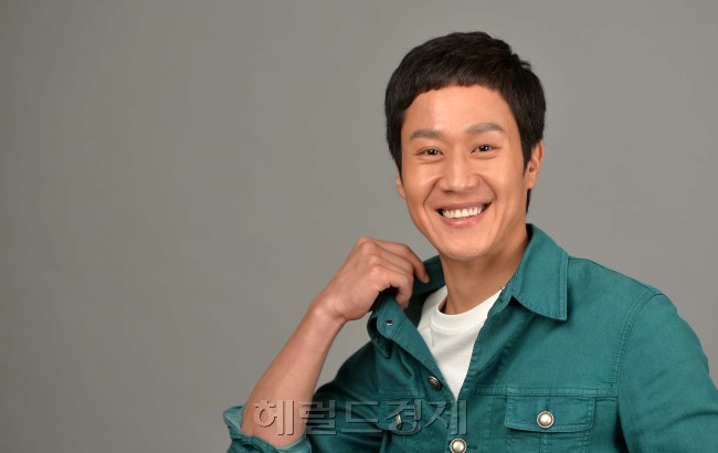 배우 정우 인터뷰.<br />이상섭 기자. babtong@heraldcorp.com 2013.09.10
배우 정우 인터뷰.
이상섭 기자. babtong@heraldcorp.com 2013.09.10