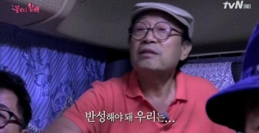 신구(신순기/탤런트/영화배우)
배우 신구가 tvN ‘꽃보다 할배‘ 유럽편에서는 에펠탑 앞에서 젊은이들에게 도전정신을 불어넣어주고, 숙소에서 만난한 젊은 여성 배낭여행객에게 “존경합니다”고 말해 감동을 주더니 대만편에서는 우리나라 기성 정치인들을 향해 촌철살인의 일침을 가해 여운을 남겼다.