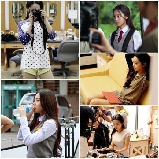 김희정(탤런트/영화배우)
김희정은 13일 공개된 MBC 추석특집극 ‘세상에서 가장 위대한 일’의 촬영 현장 사진에서 몰라보게 성숙한 모습으로 눈길을 끌었다. 김희정은 지난 2000년 방영된 드라마 ‘꼭지’에서 원빈의 조카로 출연, 귀여운 외모에 똑 부러지는 연기로 시청자들의 눈도장을 찍은 바 있다.
