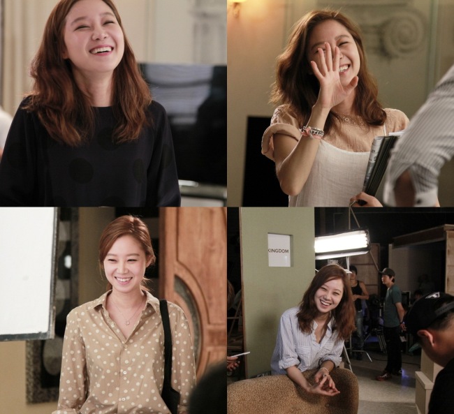 공효진(영화배우/탤런트)
공블리’ 공효진의 SBS ‘주군의 태양’ 드라마 촬영현장 모습을 담은 사진이 공개됐다. 환한 미소가 공효진의 매력을 모두 담아낸 모습이다.