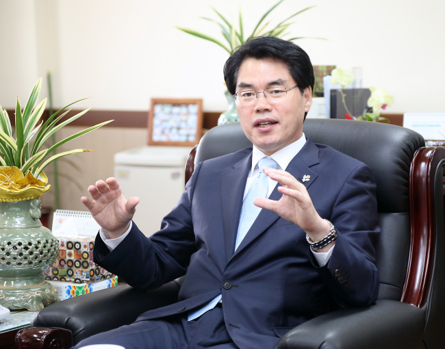 Na Seung-il