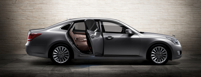 Design: ★★☆☆☆ / Interior: ★★★★☆/ Engine: ★★★★★ / Fuel economy: ★★★★☆ / Cost and A/S: ★★★★☆