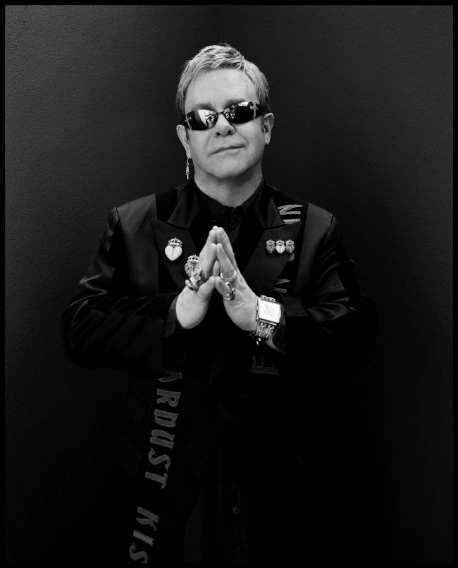 엘튼존(좌부터/EltonJohn/가수)
데뷔 반세기를 바라보는 전설부터 중견까지, 올 가을 팝의 거장들이 줄줄이 새 앨범을 내놓으며 팬들 곁으로 돌아왔다.