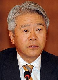 현재현(기업인/동양그룹회장)
형제기업인 오리온그룹이 23일 동양그룹에 대한 지원의사가 없다고 밝힘에 따라 동양그룹이 사면초가에 빠졌다.