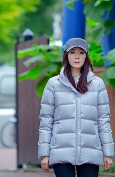 최지우(영화배우/탤런트)
SBS 새 월화드라마 ‘수상한 가정부’가 안방극장 신고식을 치렀다.