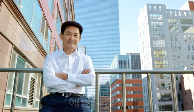 조현정 비트컴퓨터 회장<br />김명섭 기자 msiron@heraldcorp.com
조현정 비트컴퓨터 회장
김명섭 기자 msiron@heraldcorp.com
조현정 비트컴퓨터 회장
김명섭 기자 msiron@heraldcorp.com
조현정 비트컴퓨터 회장
김명섭 기자 msiron@heraldcorp.com