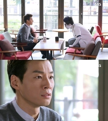 이천희(영화배우/모델)
드라마 ‘주군의 태양’에 이천희가 깜짝 등장해 그의 정체에 관심이 쏠리고 있다.