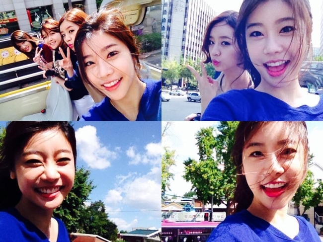유라(좌부터/김아영/가수/걸스데이),민아(방민아/가수/걸스데이),혜리(이혜리/가수/탤런트/걸스데이),소진(박소진/가수/걸스데이)
소진은 25일 자신의 트위터에 “이층버스 타고 서울투어 중, 서울구경에 신난 우리, 오늘 뷰티풀 서울입니다”라는 글과 함께 사진을 올렸다.