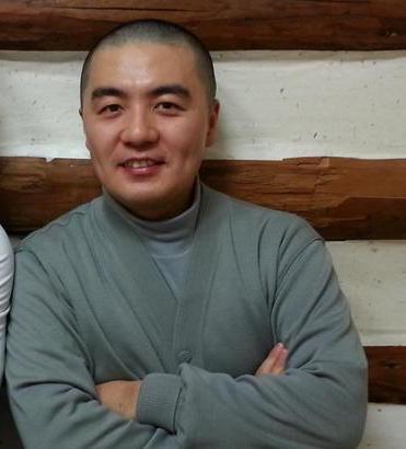 혜민(승려/교수/햄프셔대학교수/뉴욕불광사부주지)
혜민스님의 국내 베스트셀러 ‘멈추면, 비로소 보이는 것들’이 미국 출판 시장에 진출하다.