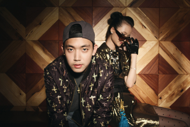 주영(김주영/가수)
실력파 싱어송라이터 주영이 30일 신곡 ‘팝스타(Popstar)’를 발매한다.