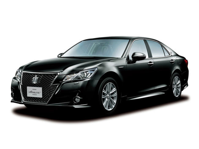 Toyota’s Crown Majesta hybrid
