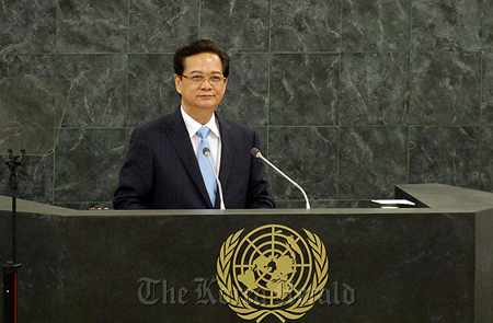 Vietnamese Prime Minister Tan Dung delivers an address to the U.N. General Assembly on Friday in New York. (Korea Herald file)