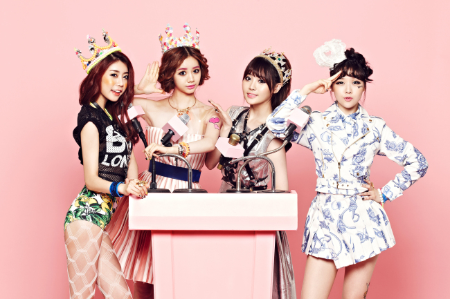 소진(좌부터/박소진/가수/걸스데이),혜리(이혜리/가수/탤런트/걸스데이),유라(김아영/가수/걸스데이),민아(방민아/가수/걸스데이)
Seoul’s Gangnam is hosting its annual month-long hallyu bash starting Thursday, presenting a K-pop concert, fashion shows and an international marathon for both expats and locals starting Thursday.