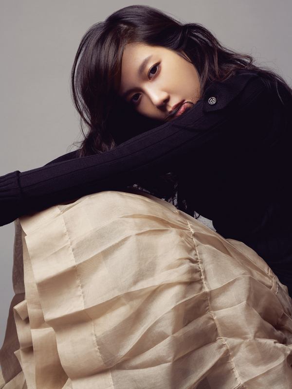 이지아(탤런트)
배우 이지아가 SBS ‘세 번 결혼하는 여자’에 합류, 2년 만에 안방으로 돌아온다.