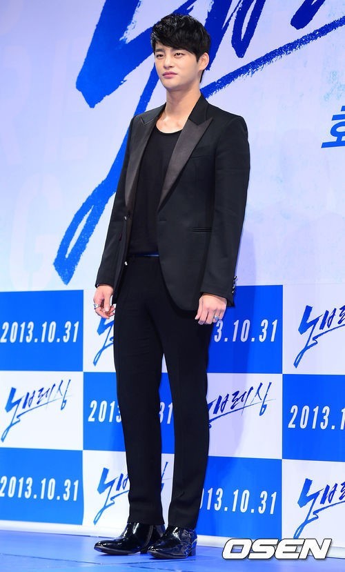 서인국(가수/탤런트)
서인국은 지난 30일 오전 서울 강남에서 진행된 영화 ‘노브레싱’ 제작발표회에 참석해 원작 웹툰에 대한 이야기를 나눴다.