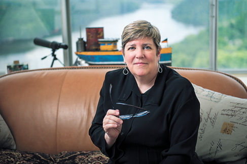 Gayle Peterson