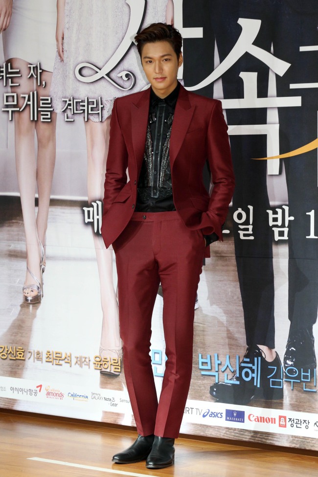 이민호(탤런트/영화배우)
“The Heirs” actor Lee Min-ho attends the drama’s press conference in Nonhyeon-dong, Seoul, Monday.   Yonhap News
