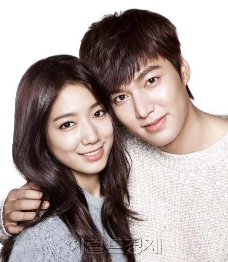 박신혜(좌부터/탤런트/영화배우),이민호(탤런트/영화배우)
SBS ‘상속자들’ 제작사 측은 최근 박신혜 이민호의 커플 사진을 공개했다.