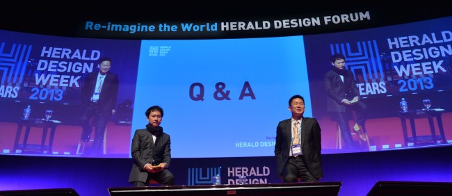Korean designers Joon Oh! (left) and Don Tae Lee conduct a Q&A session.   (Lee Sang-sub/The Korea Herald)