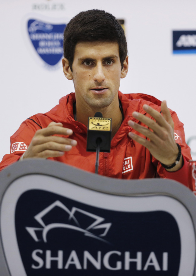 노박조코비치(NovakDjokovic/테니스선수)
Novak Djokovic speaks during a press conference for the Shanghai Masters tennis tournament at Qizhong Forest Sports City Tennis Center in Shanghai on Tuesday.     (AP-Yonhap News)