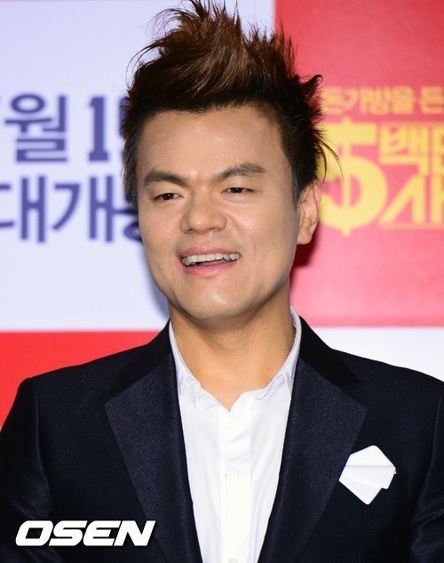 박진영(가수/음악PD/JYP엔터테인먼트대표)
가수 박진영이 10일 오후 5시에 서울 광장동 쉐라톤 그랜드 워커힐 호텔 애스톤 하우스에서 9세 연하의 여자친구와 결혼식을 올렸다.
　