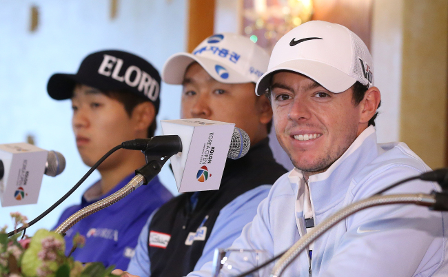 로리맥길로이(RoryMcIlroy/골퍼/나이키골프)
Rory McIlroy takes part in a press conference in Seoul on Tuesday.   (Yonhap News)