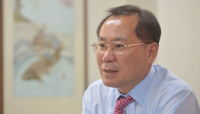 Korea Cultural Heritage Foundation president Kim Jong-jin speaks to The Korea Herald at his office in Seoul on Monday.   Kim Myung-sub/The Korea Herald