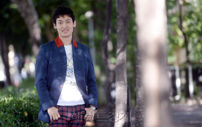 EBS 2대 번개맨 서지훈 인터뷰./안훈기자 rosedale@ 2013.10.11
EBS 2대 번개맨 서지훈 인터뷰./안훈기자 rosedale@ 2013.10.11
EBS 2대 번개맨 서지훈 인터뷰./안훈기자 rosedale@ 2013.10.11
