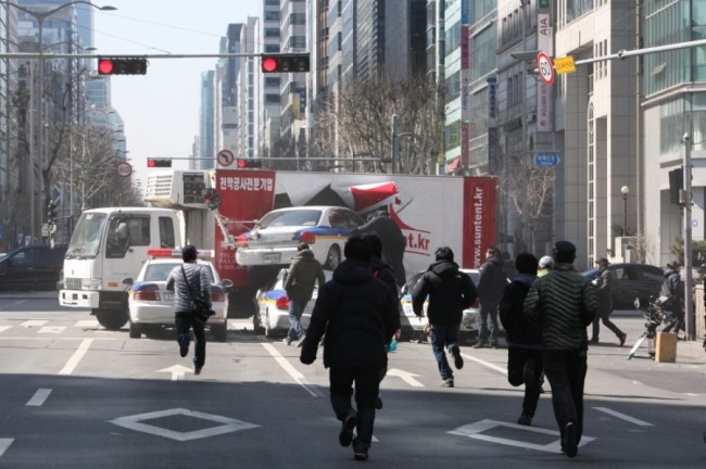 한국영화는 경찰을 무능하거나 부패한 인물로 묘사하는 작품이 압도적으로 많다