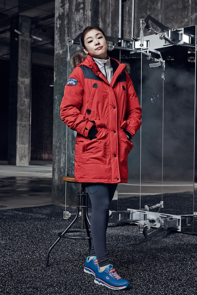 김연아(스케이트선수)
GS샵이 프로스펙스와 공동 기획한 ‘김연아 다운재킷’을 오는 17일 처음 선보인다.