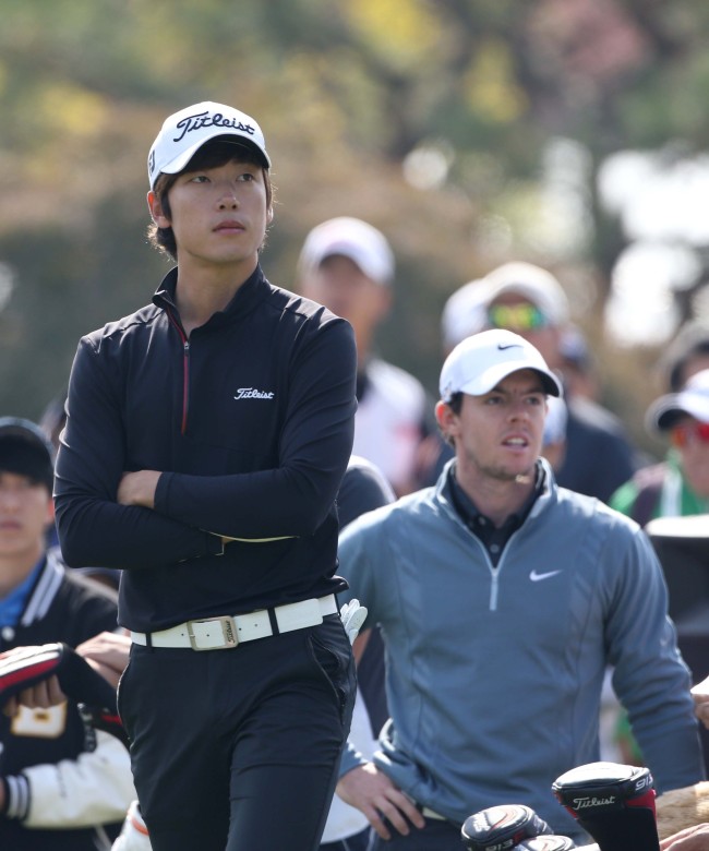 김태훈(좌부터/골퍼),로리맥길로이(RoryMcIlroy/골퍼/나이키골프)
남자골프 전 세계랭킹 1위인 ‘황태자’ 로리 매킬로이(북아일랜드)가 한국프로골프(KPGA) ‘대세남’ 김태훈(28)의 가능성을 높게 점쳤다.