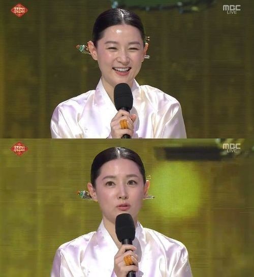 이영애(영화배우/탤런트)
배우 이영애가 9년여 만에 생방송에 출연해 눈길을 모았다.