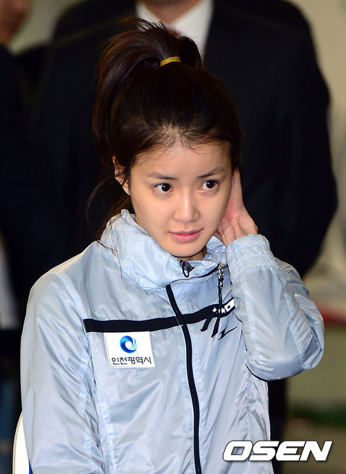 이시영(탤런트/영화배우)
국제복싱협회(AIBA)의 채점 룰이 프로복싱과 유사하게 바뀌면서 ‘배우 복서’ 이시영(32ㆍ인천시청)의 전국체전 메달 획득에 ‘빨간불’이 켜졌다.
