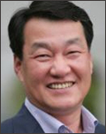 박중흠(기업인/삼성엔지니어링대표이사)
지난 3분기에 7468억원의 영업손실을 기록하며 3분기 연속 ‘어닝쇼크’에 빠진 삼성엔지니어링이 위기를 극복할 힘으로 ‘초심’을 선택했다.