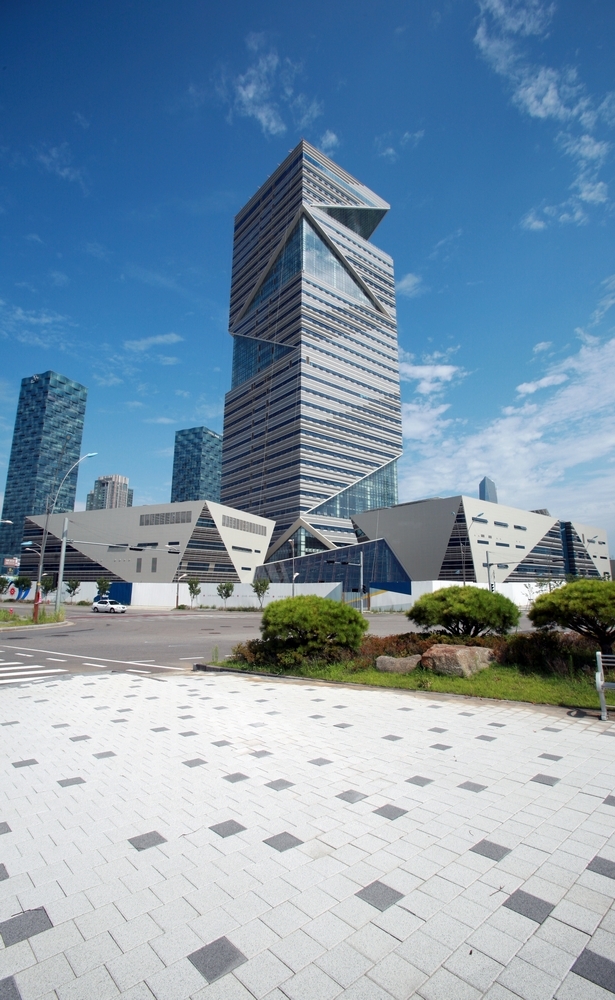 G-Tower in Songdo, the location of the World Bank Group’s Korean office.      Incheon City