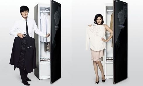 장동건(좌부터/영화배우/탤런트),고소영(영화배우/탤런트)
2AM 임슬옹의 ‘옷 냉장고’가 방송을 통해 공개되면서, 해당 제품에 누리꾼들의 관심이 쏠리고 있다.