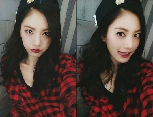 나나(가수/애프터스쿨/오렌지캬라멜/애프터스쿨레드)
애프터스쿨 멤버 나나가 흑발로 변신해 눈길을 끌었다.