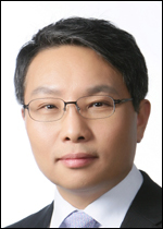 최병일(교수/한국경제연구원원장/이화여자대학교국제대학원교수)
한국경제연구원(원장 최병일ㆍ사진)은 다음달 7일 서울 롯데호텔에서 ‘기업활동에 대한 과잉범죄화:경제성장에 주는 함의’란 주제로 국제심포지엄을 개최한다.