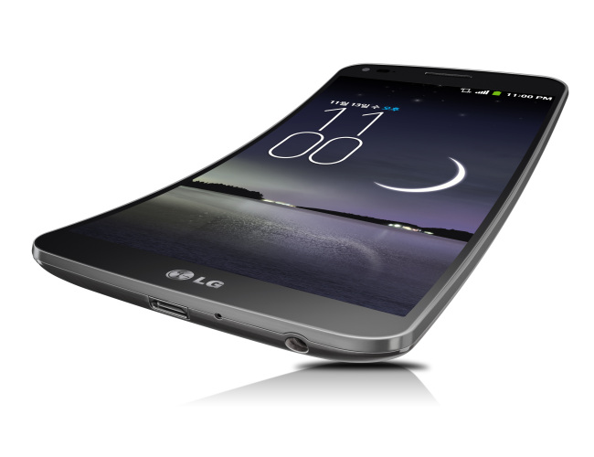 LG전자는 28일, 보도자료를 통해 자사의 휜 화면 스마트폰인 ‘LG G플렉스’의 디자인과 사양을 공개했다.
