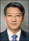 이상엽(교수/카이스트학장/LG화학석좌교수/카이스트교수)
한국과학기술원(KAIST)은 이상엽(49ㆍKI연구원장ㆍ사진) 생명화학공학과 특훈교수가 세계과학학술원(The World Academy of Sciences) 어소시에이트 펠로(Associate Fellow)로 이달 선임됐다고 29일 밝혔다.